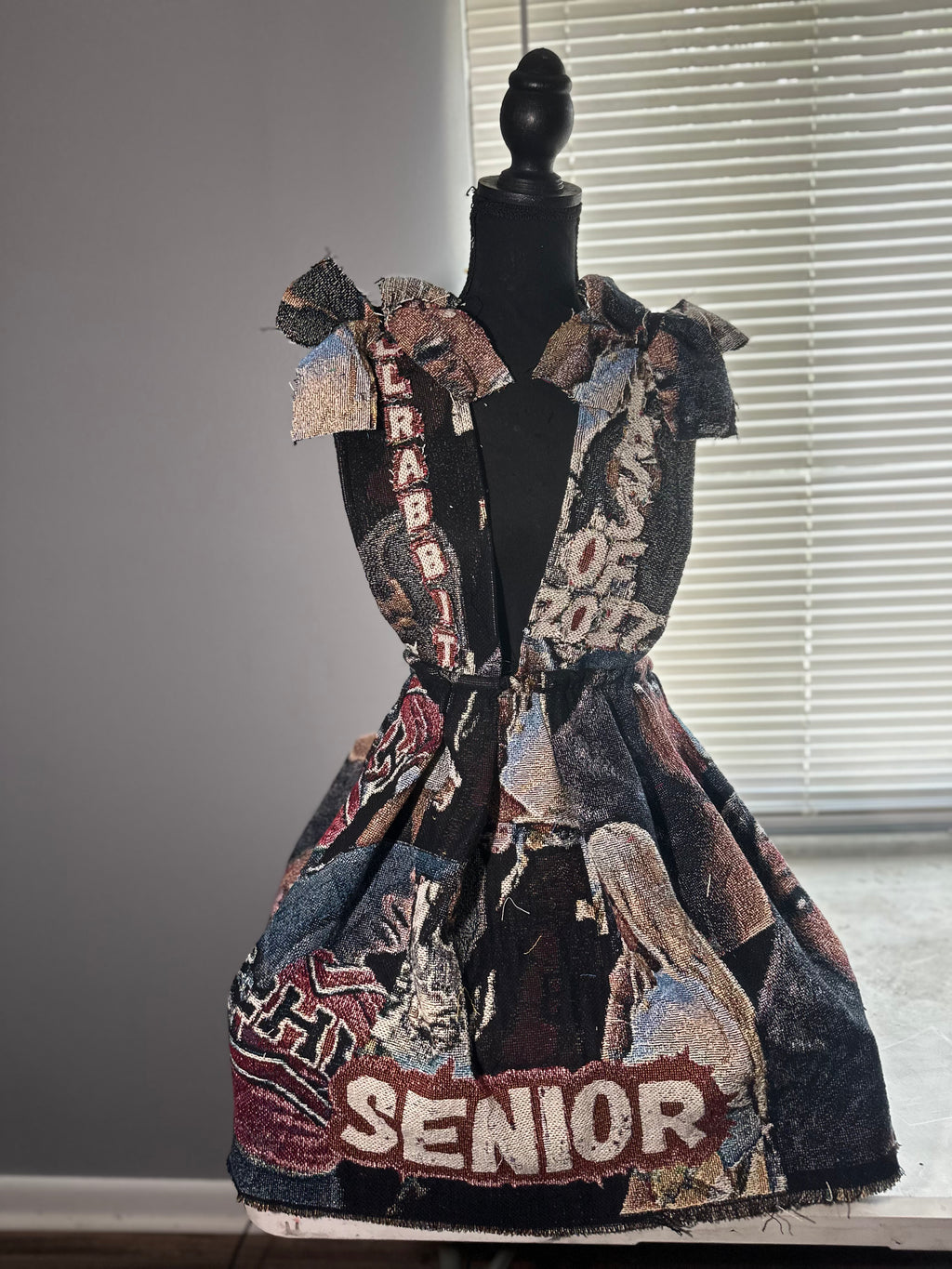 VIRAL MUSE TAPESTRY DRESS